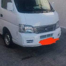 Nissan Urvan 2002
