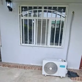 3Komnat Hitrowka 1nji Etaj