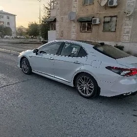 Toyota Camry 2023