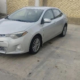 Toyota Corolla 2015
