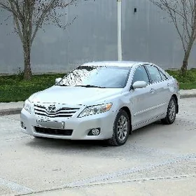 Toyota Camry 2010
