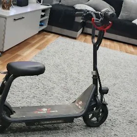 электроСомакат с подзарядкой