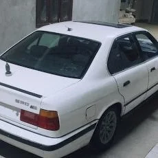 BMW 525 1990