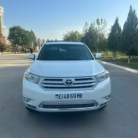 Toyota Highlander 2011