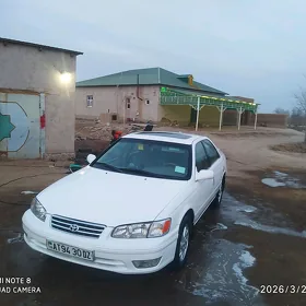 Toyota Camry 2001