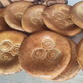 tamdyrda çörek bişiryan gerek