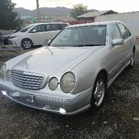 Mercedes-Benz E320 1999