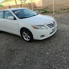 Toyota Camry 2011