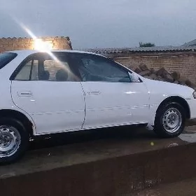Toyota Carina 1995