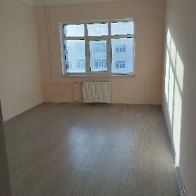 40 dom 3 etaj 4 komnat