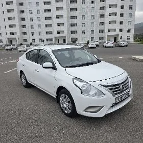 Nissan Sunny 2022