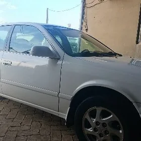 Toyota Camry 2000
