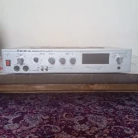 RADIO TEHNIKA USILITEL.