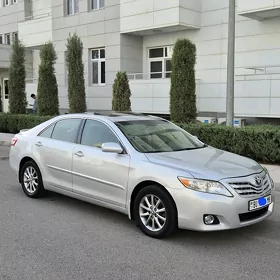 Toyota Camry 2010