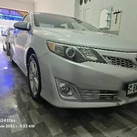 Toyota Camry 2014