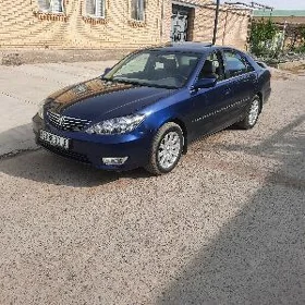 Toyota Camry 2005