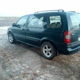 Opel Sintra 1998