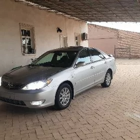 Toyota Camry 2004