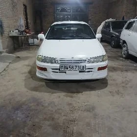 Toyota Carina 1996