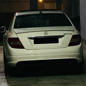 Mercedes-Benz C300 2010