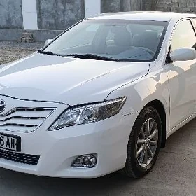 Toyota Camry 2010