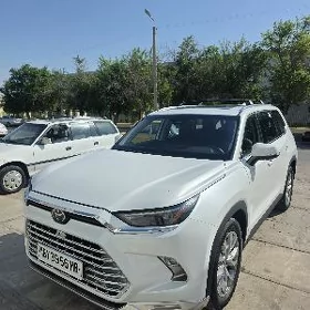 Toyota Grand Highlander 2024