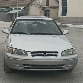 Toyota Camry 1997