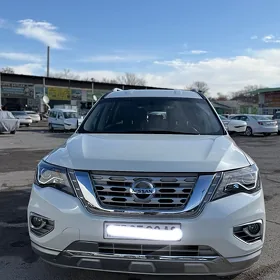 Nissan Pathfinder 2020