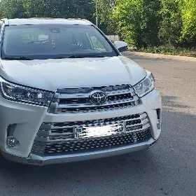 Toyota Highlander 2018