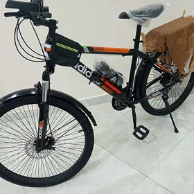 Adidas 26  tigir welosiped