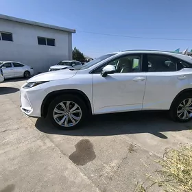 Lexus RX 2022