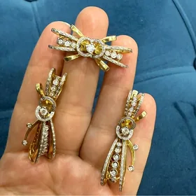 gyzylyerewn brilyant komplekt