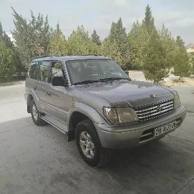 Toyota Land Cruiser Prado 2001