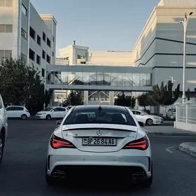 Mercedes-Benz CLA 2014