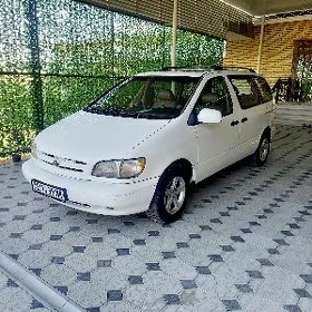 Toyota Sienna 2000