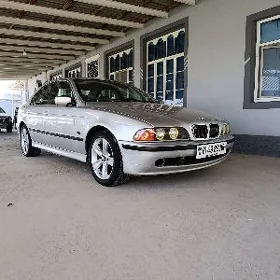 BMW E39 1998