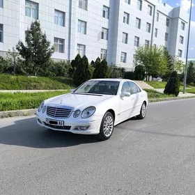Mercedes-Benz E350 2006