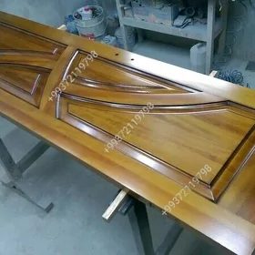 Покраска дверей, ворот