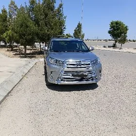 Toyota Highlander 2019