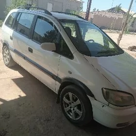 Opel Zafira 1999