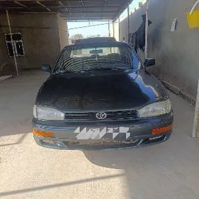 Toyota Camry 1993