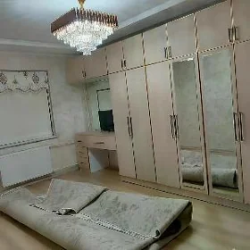 4-Mkr. 1-Komnat. Kwartira 