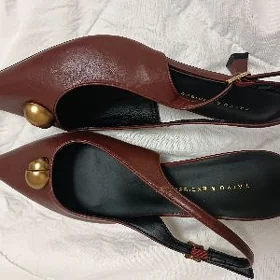 Женская обувь