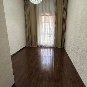 продается полуэлитка на Гоголя