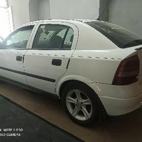 Opel Astra 2000