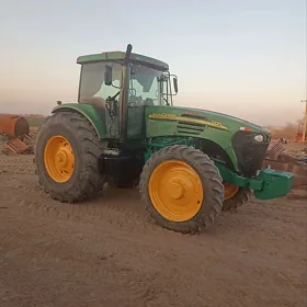 John Deere 2012