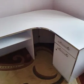 Kassa stol kompyutr stol