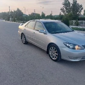 Toyota Camry 2004
