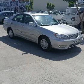 Toyota Camry 2005
