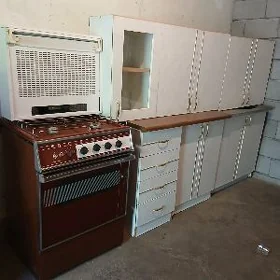 Kuhun öý goşsatyn alyan